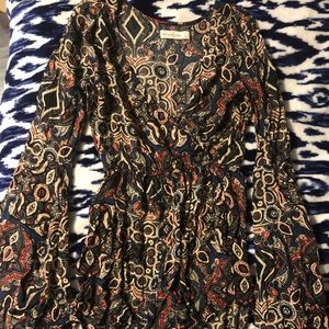 Pattern Bell Bottom-Sleeve Romper